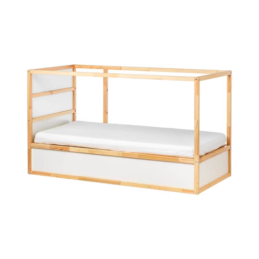 Kura Reversible bed