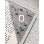 Fashion Minimalist Country Style Hand Embroidered Bookmark